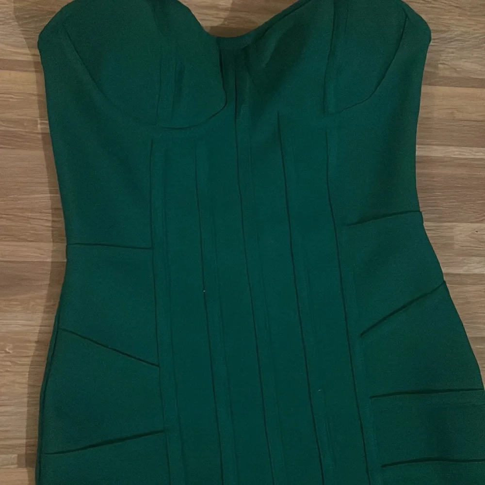 Emerald Green bandage style strapless dress size S - Picture 2 of 4